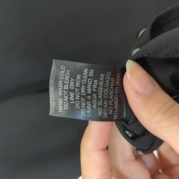 NWT studded cut out top - Picture 7 of 8